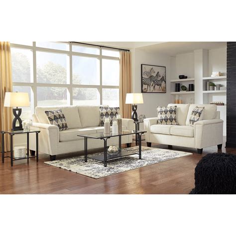 living spaces outlet furniture.